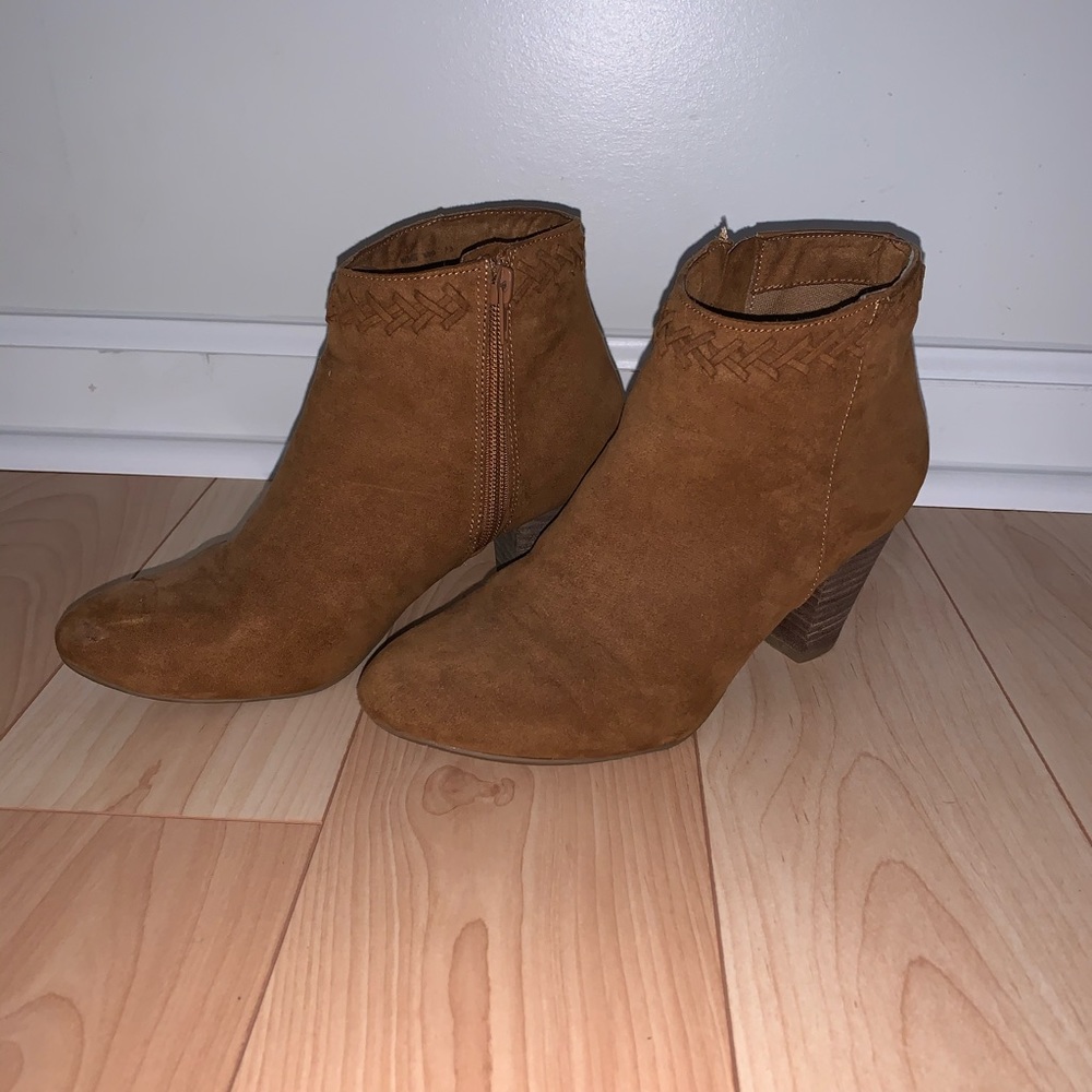 brown heel ankle boots